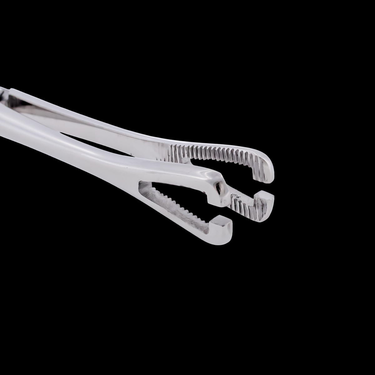 Slotted Pennington Forceps With Ratchet | Surgical Tool - Obsidian Needles Obsidian Needles
