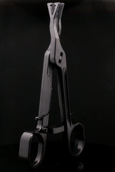 Sterilized Disposable Open Triangle Piercing Clamps - Box of 20 - Obsidian Needles